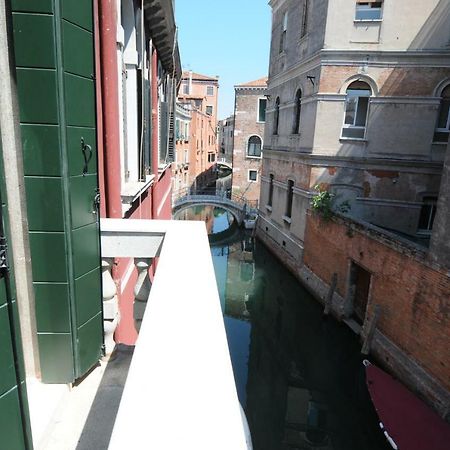 Sunny Canal A/C Wifi Apartment Venice Exterior photo