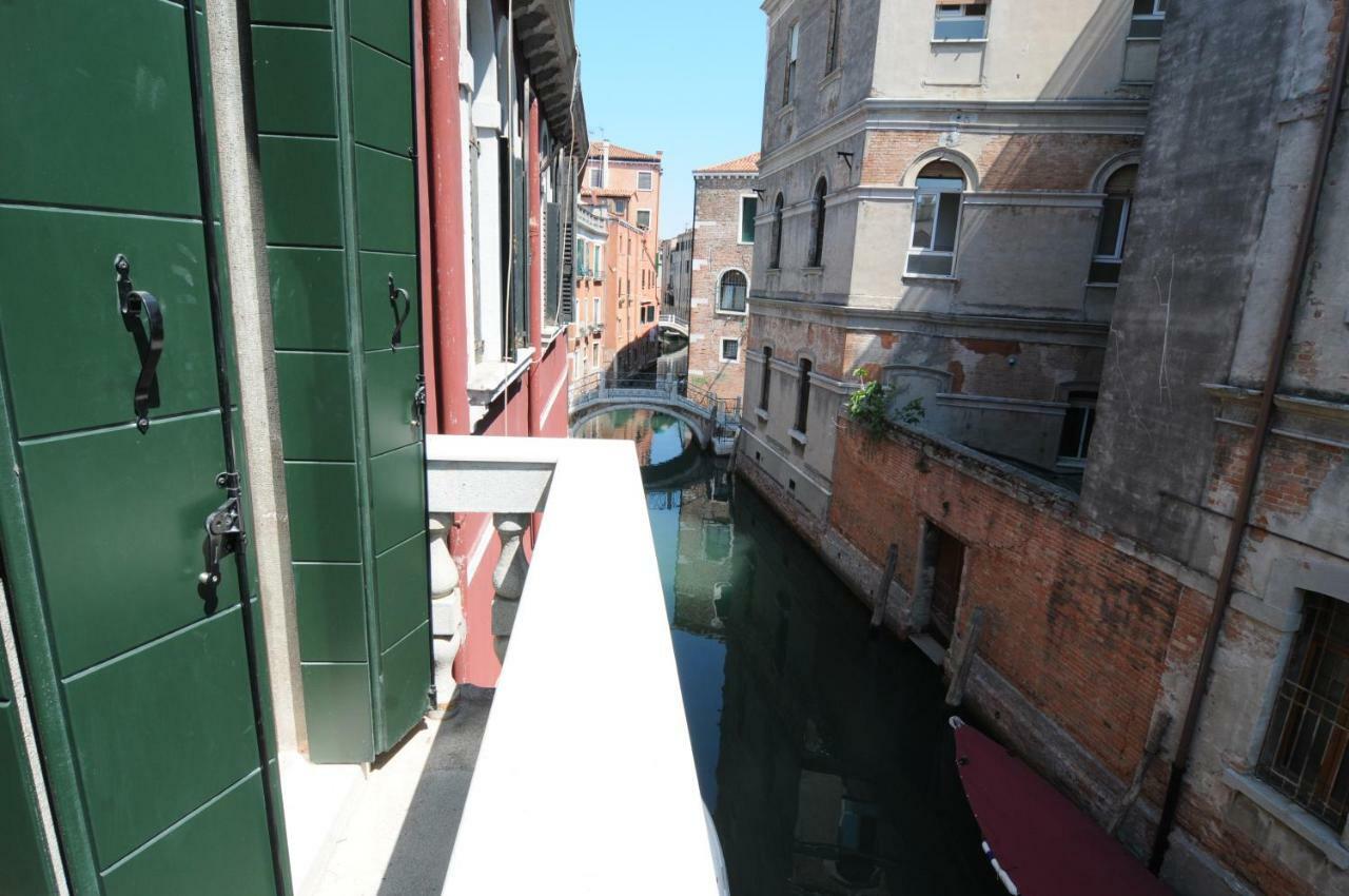 Sunny Canal A/C Wifi Apartment Venice Exterior photo